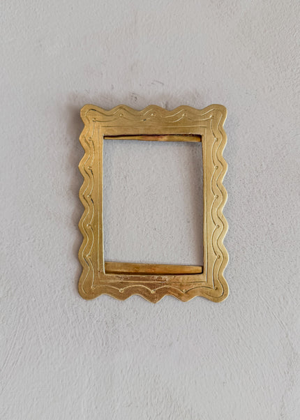 Fotolijst Zina Wave – messing 10 x 7 cm