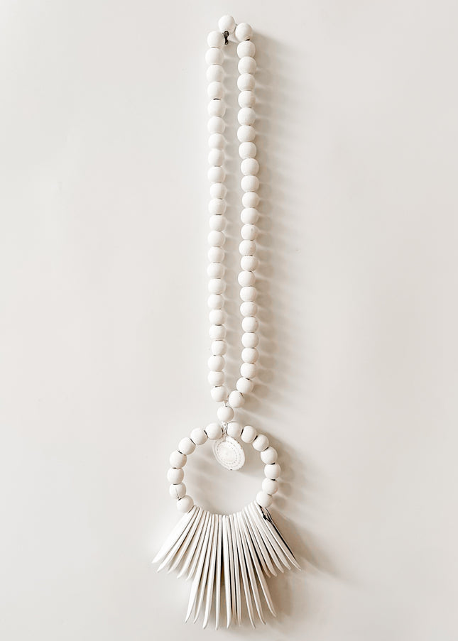 Witte kralen ketting