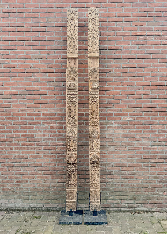 Indonesische Teak Houten Handgesneden Pilaren – Los of als Set – 285 cm Hoog – 15 x 15 cm