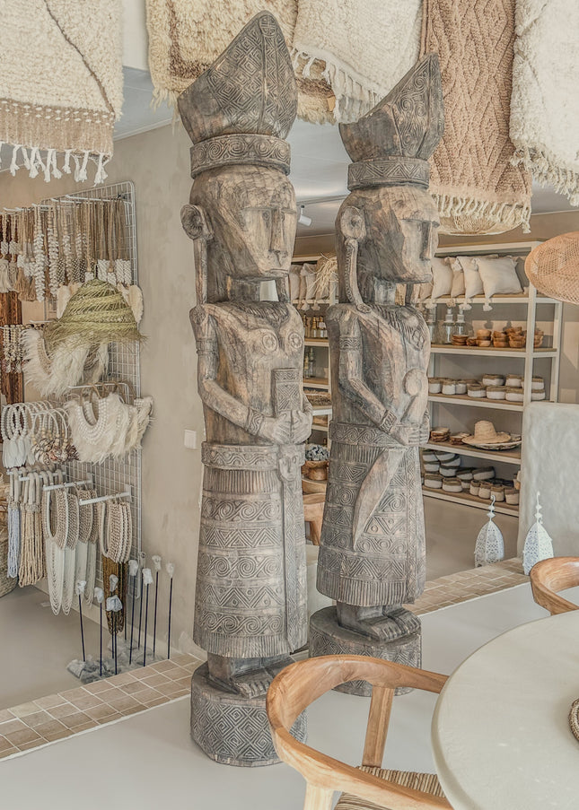 Indonesische Houten Poortwachter Beelden – Handgesneden – 240 cm Hoog – Los of als Set