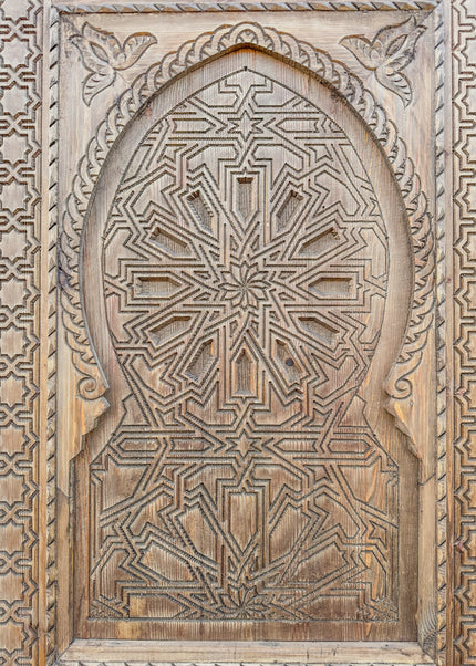Handgemaakte Marokkaanse Paneeldeur – 200x70 cm – Decoratief Houtsnijwerk uit Marokko