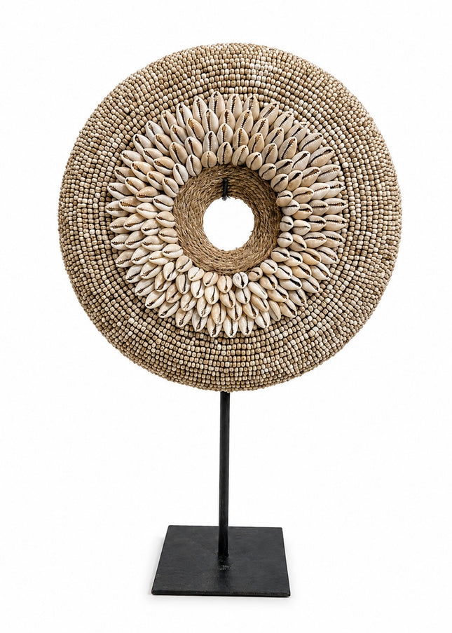 Ornament Sumba Shell op Standaard – Naturel 25cm