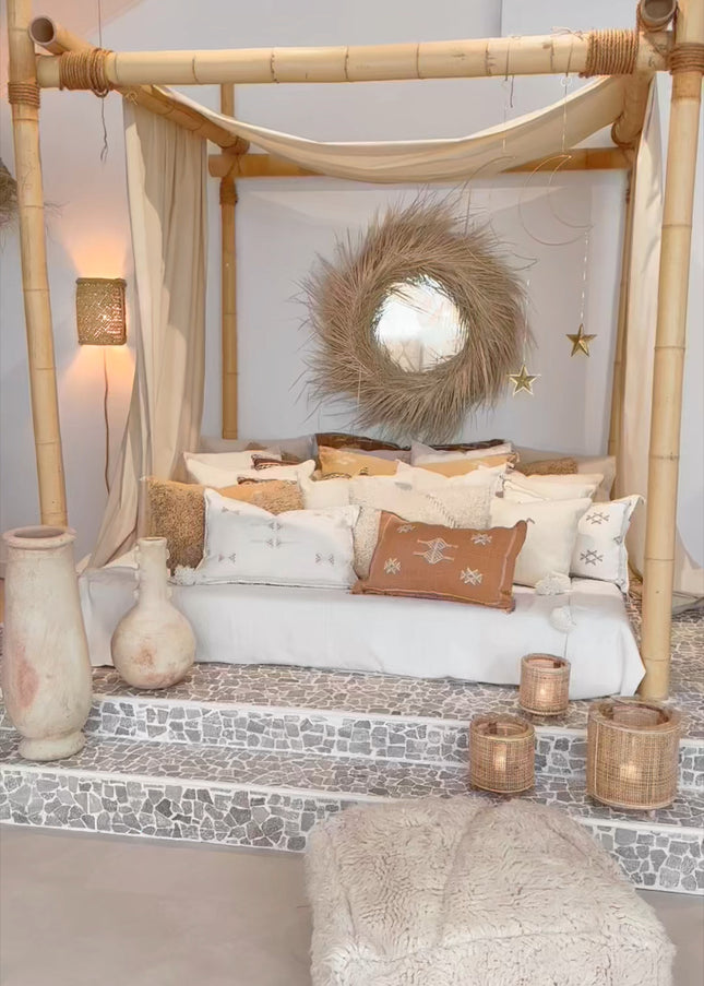 Seagrass wall light shade