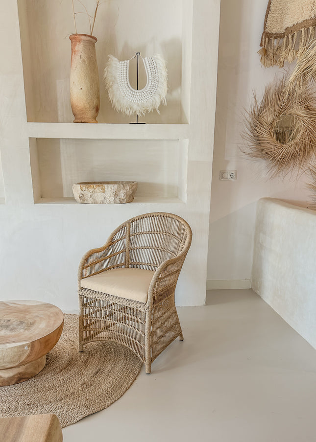 Stoel met natuurlijke uitstraling – weerbestendig kunststof vlechtwerk