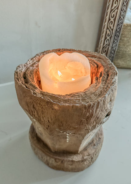 Teak hout kaarsenhouder of decoratie – boomstam met schelpinleg | nr8