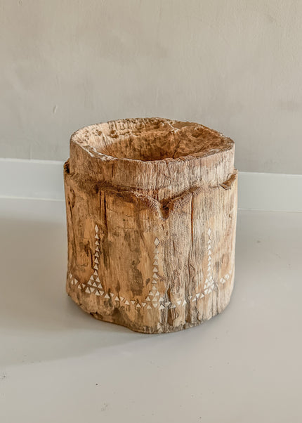 Teak hout kaarsenhouder of decoratie – boomstam met schelpinleg | nr9