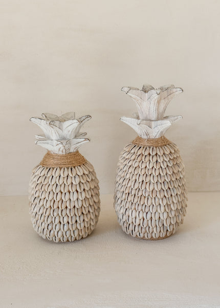 Houten ananas met kauri schelpen – handgemaakt in Indonesië