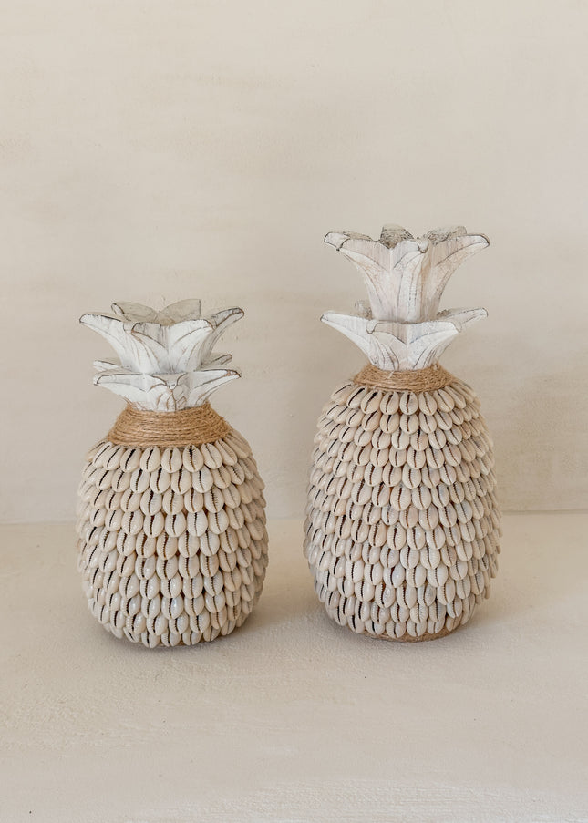 Houten ananas met kauri schelpen – handgemaakt in Indonesië