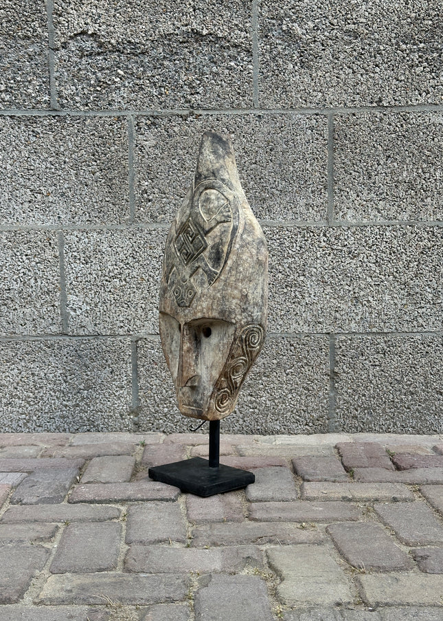 Houten beeld - Cahaya