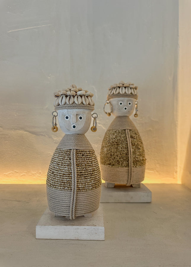 Decoratieve Bali Poppetjes – Naturel (25 & 30cm)