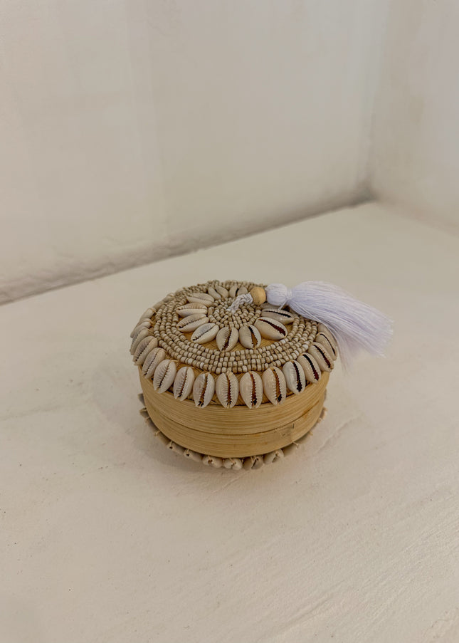 Sari Shell Box